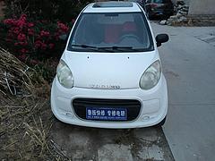 闲置转让九成新电动轿车