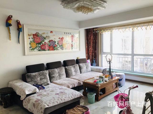 阳光彼岸二楼三室一厅一卫92平精装修西明厅