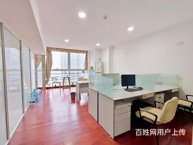 茶店子龙湖西宸天街旁万通金融广场精装220平跃层带家具的图片