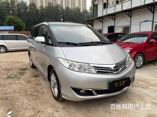 比亚迪M6 2013款 2.4 手动 豪华型的图片