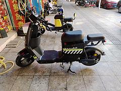 9月份车，准新车1380元