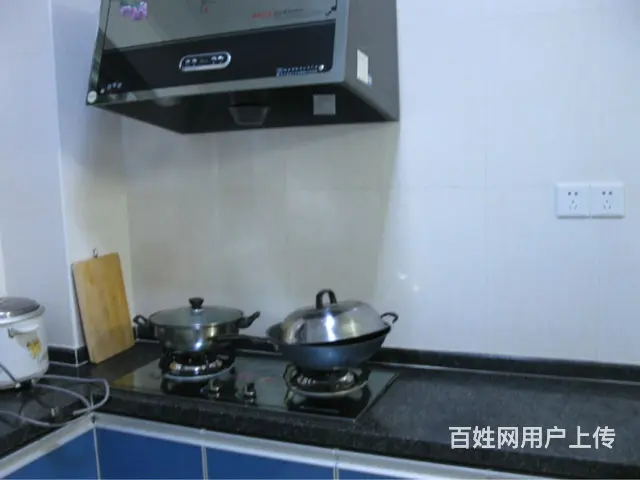 多层步梯房4楼的图片
