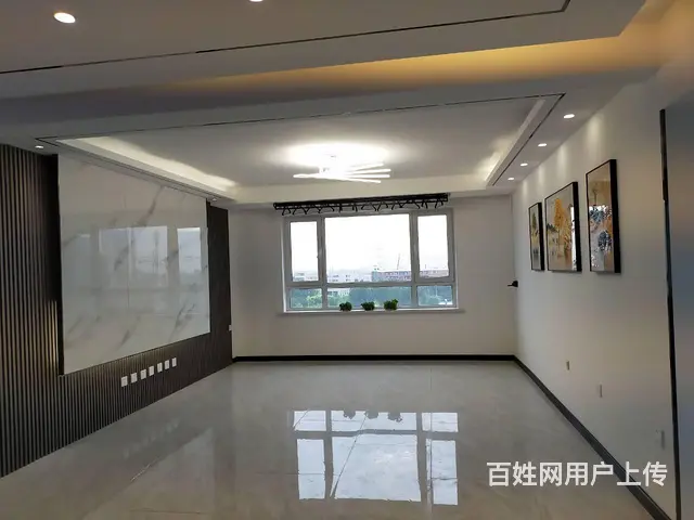 锦绣澜湾电梯小高层9楼3室2厅2卫145平 卖46万的图片