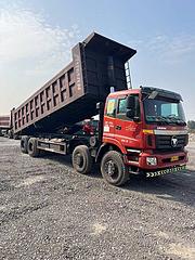 18年欧曼重型前四后八，箱长8.6米，自家车