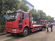 解放J6挖机拖板车 拖150挖机专用平板拖车