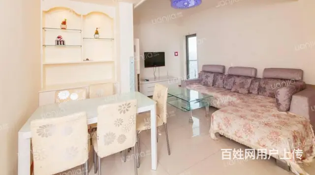 出租蓉上坊1期套二精装住房3600每月的图片