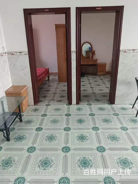 百色市右江区中山一路，中山桥附近两房一厅出租的图片