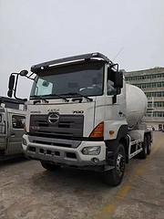 出售21年广汽日野12方搅拌车，车况原版原漆