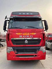 转让二手豪沃牵引车 国五540马力双驱轻体带液缓