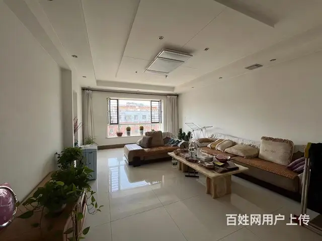 观湖花园 新六中 多层3楼  精装修3室带车库的图片