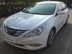 现代索纳塔 2013款 2.4L 自动 GLS领先