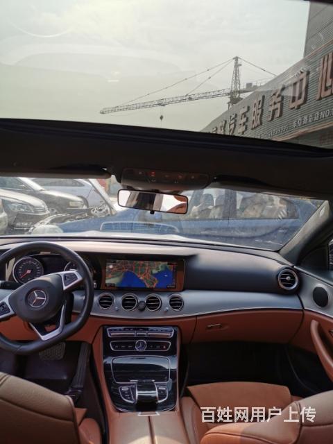 奔驰 奔驰E级 2017款 E 200 4MATIC 2.0的图片