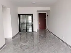 西湖三里三房大阳台看校园