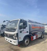 东风福瑞卡8吨油罐车 新型运油车结构合理 现车实价
