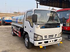 雾炮除尘车洒水车加油车