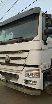 出售16年二手豪沃搅拌车 亚特大20方 380马力