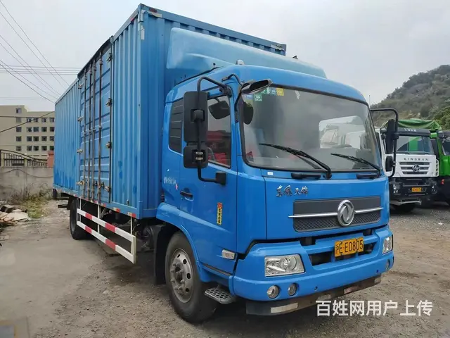 国五东风天锦7.7米箱车.车在温州的图片
