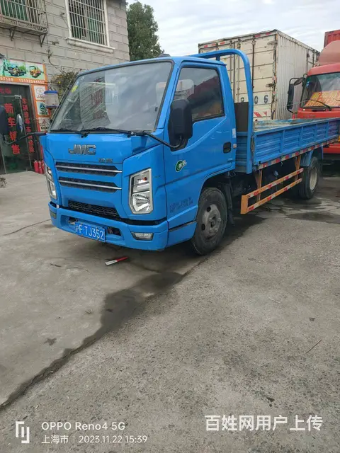 2021年10上牌江铃顺达4米2厢式货车，车况原版的图片