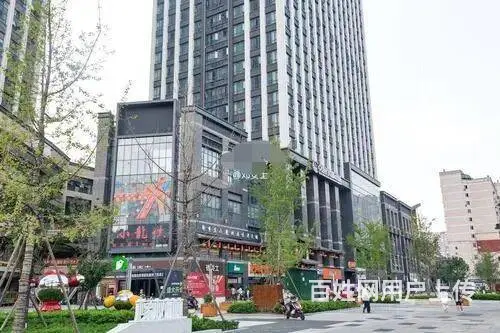 个人信息）无中介，十字路口全业态商铺出租的图片