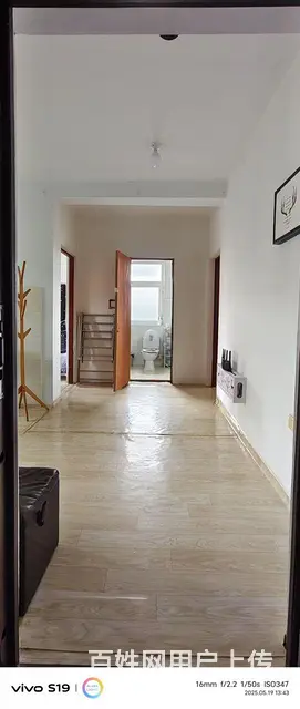 景泰小区6楼设施齐全拎包即住的图片