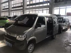 五菱之光 2013款 1.0L 手动 7座 基本型