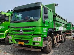 菏泽二手豪沃自卸车 5.8米大箱 国五 后八轮