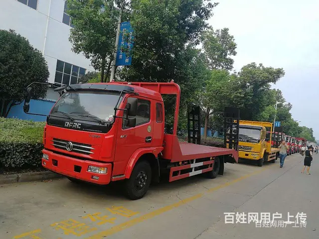 新款黄牌东风平板车来电咨询有优惠 - 图片 1