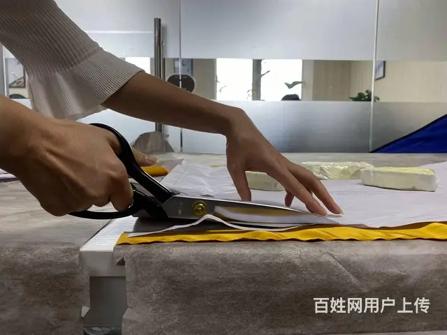 广州大型原创服装设计公司，专注服装产品设计 - 图片 1