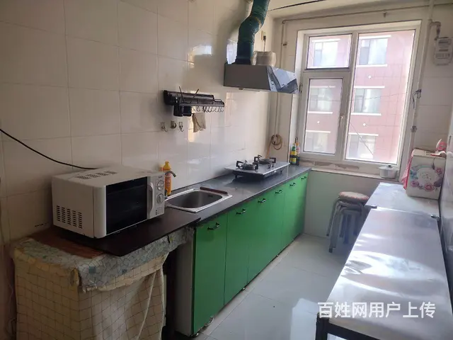 师院附近四楼出租 - 图片 1