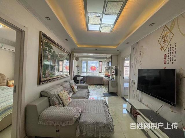 学府景苑电梯15楼 拎包入住的图片