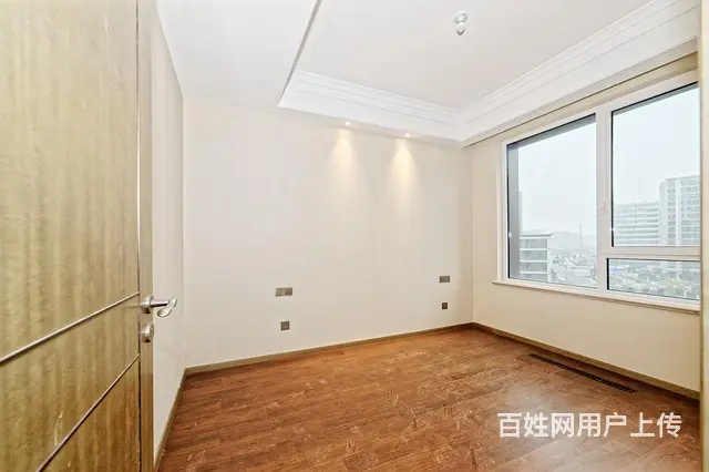今日新卖特价房，低于市场价格，急卖房源，对花园景观，带一车位 - 图片 5