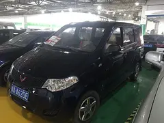 宝骏610 2014款 1.5L 自动 舒适型 (