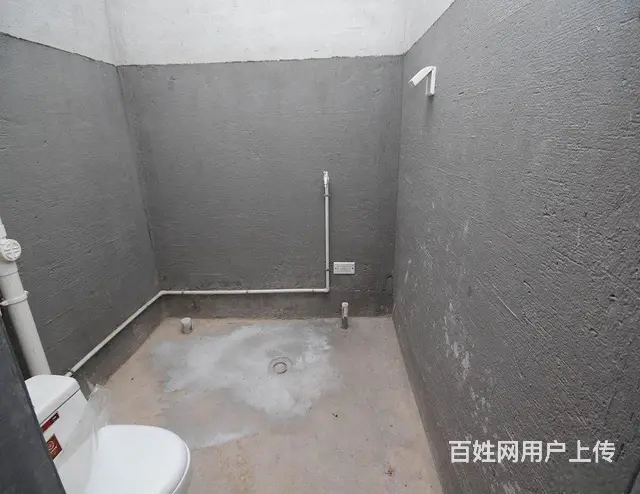 翠湖香山玫瑰苑 联排别墅 中间位置 带花园 地下室 送车位 - 图片 4