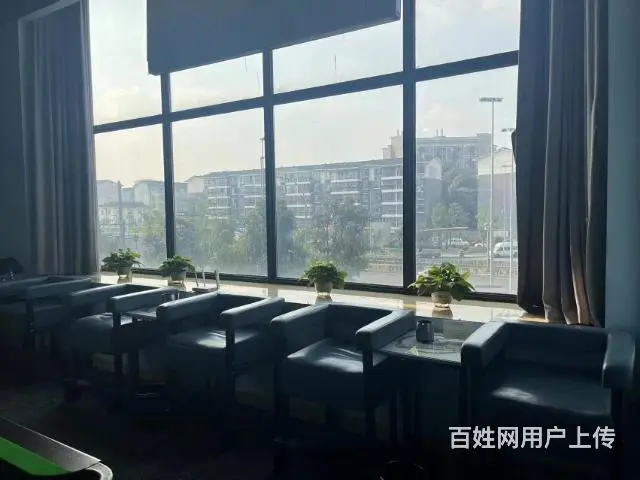 XN 郫都区犀浦 天河路地铁口旁 商业街台球室转让 - 图片 8