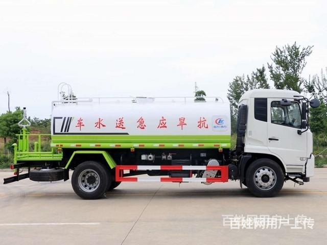国六天锦 工地运水车降尘车全国包送车的图片