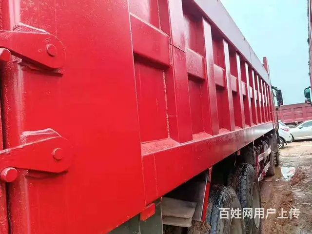18年欧曼前四后八自卸车400马力8.2米 - 图片 3