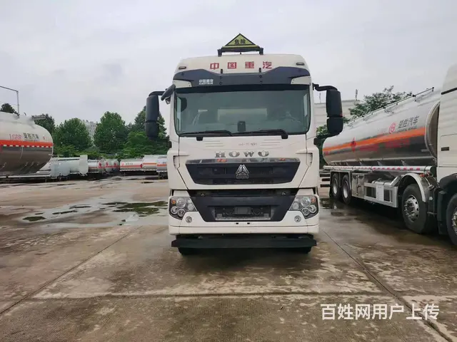 重汽豪沃前四后八25吨铝合金油罐车 厂家直销 - 图片 4