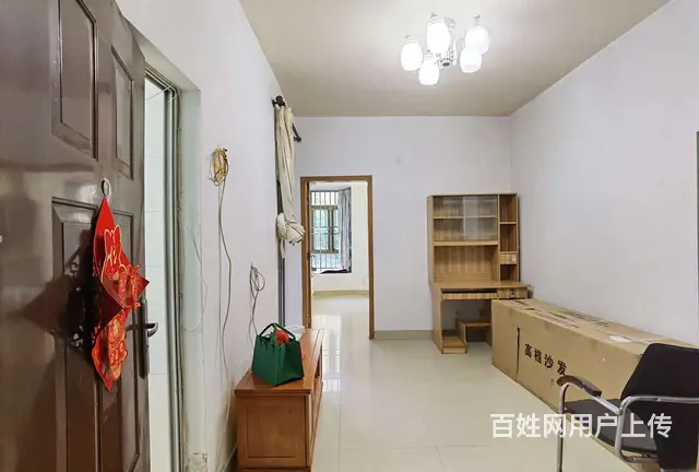 拱北关口岭秀城电梯精装一房一厅出租，租价2500。近关口 - 图片 1