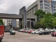 D6 152 5795 2103苏溪2500平方厂房可以分租