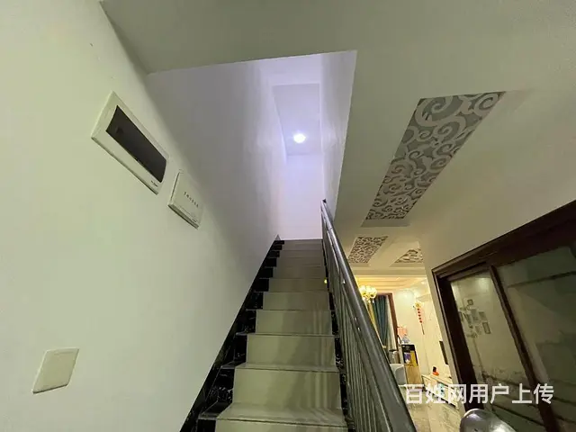 荣御天下 复式楼 半层 实际150平 亏本卖38.8万 - 图片 5