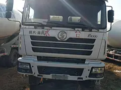 15年二手德龙搅拌车 国四 大12拉14方 后八轮