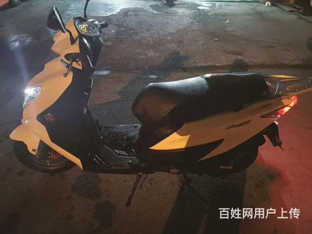 【搞定了！】铃木ue125小踏板 22年10月上牌 - 图片 4