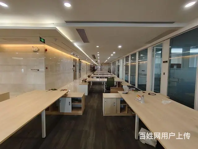 白云绿地中心CBD地铁口 全新整层豪华装修拎包入驻 - 图片 10