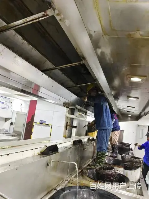 昆山市张浦镇酒店饭店单位食堂油烟机清洗油烟管道清洗 - 图片 2