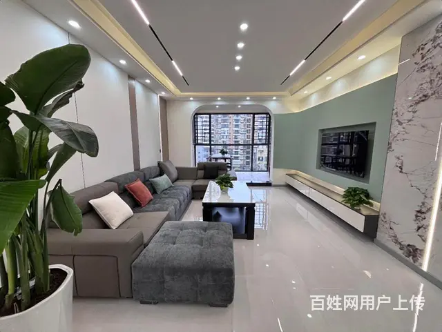 二十小附近 全新装修 峰景丽都四室双卫 手续齐全 可以首付 - 图片 1