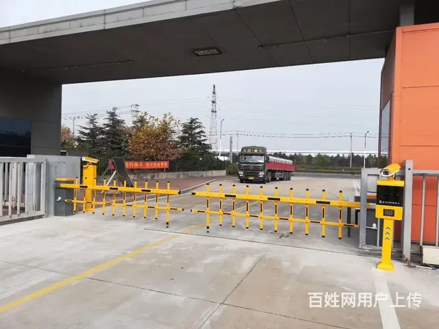 日照卷帘门、车库门、电动门、防火门、道闸，定做安装 - 图片 2