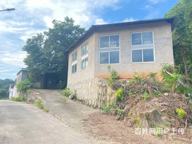 (房东直租)沙坪北山700平厂房出租，租金2万，随便改造 - 图片 1