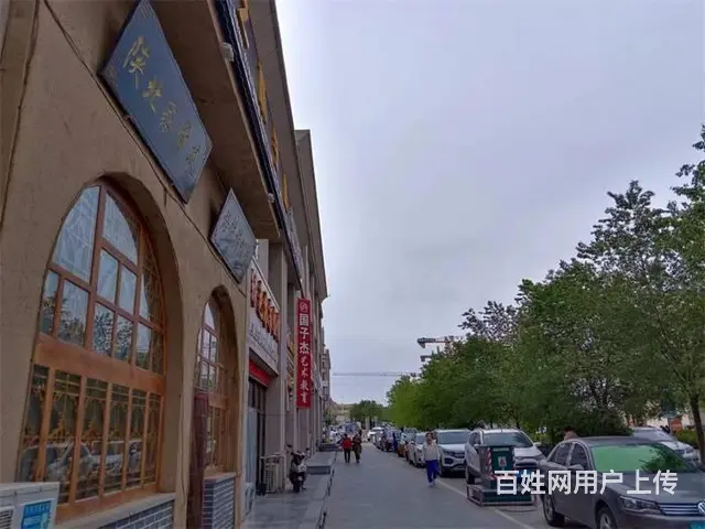 (同城搜铺网免费找店)西南新区天域新世纪东门140平餐馆转让 - 图片 1