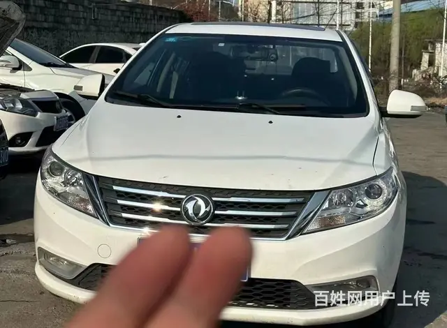 龙里二手车市场-二手车电话旧车回收-汽车评估置换代 - 图片 1