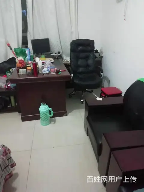 兴安盟职业技术学院对面学府花园 普通住宅1厅 精装修 - 图片 1
